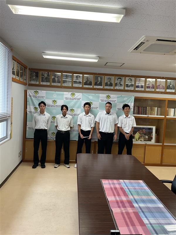 c5048208-938d-4952-bb85-c0ed9748ae43.jpg